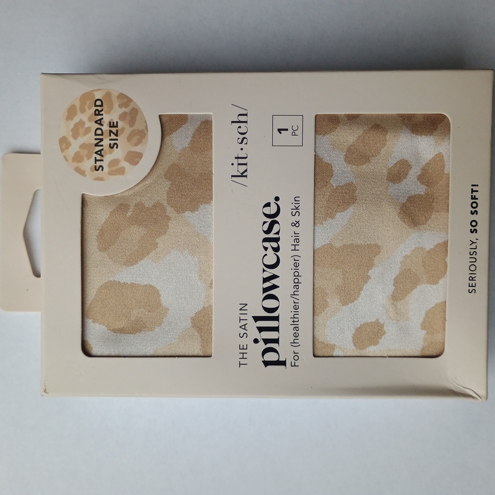 Kitsch Tan Giraffe Print Pillow for Bedding